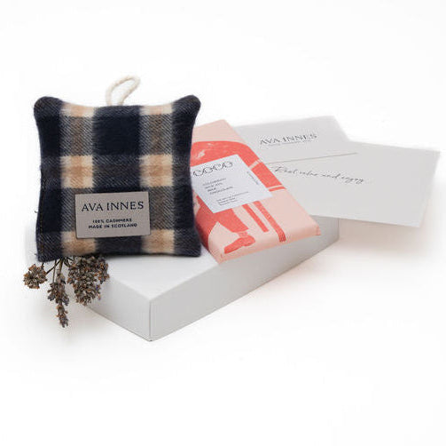 The Cosy Cashmere & Chocolate Gift Box