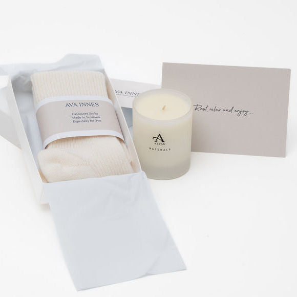The Calm and Relax Cashmere Gift Box