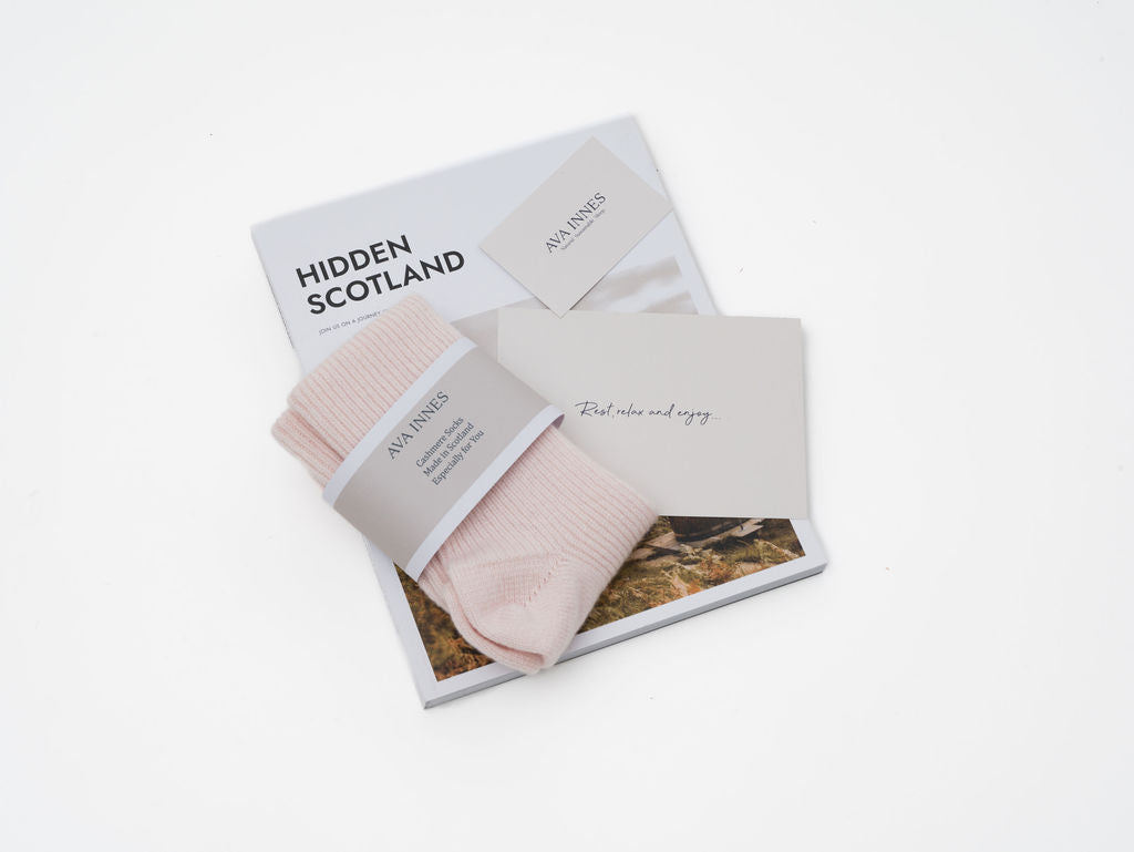 The Relax Cashmere Gift Box For Him