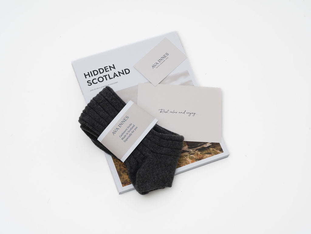 The Relax Cashmere Gift Box For Him