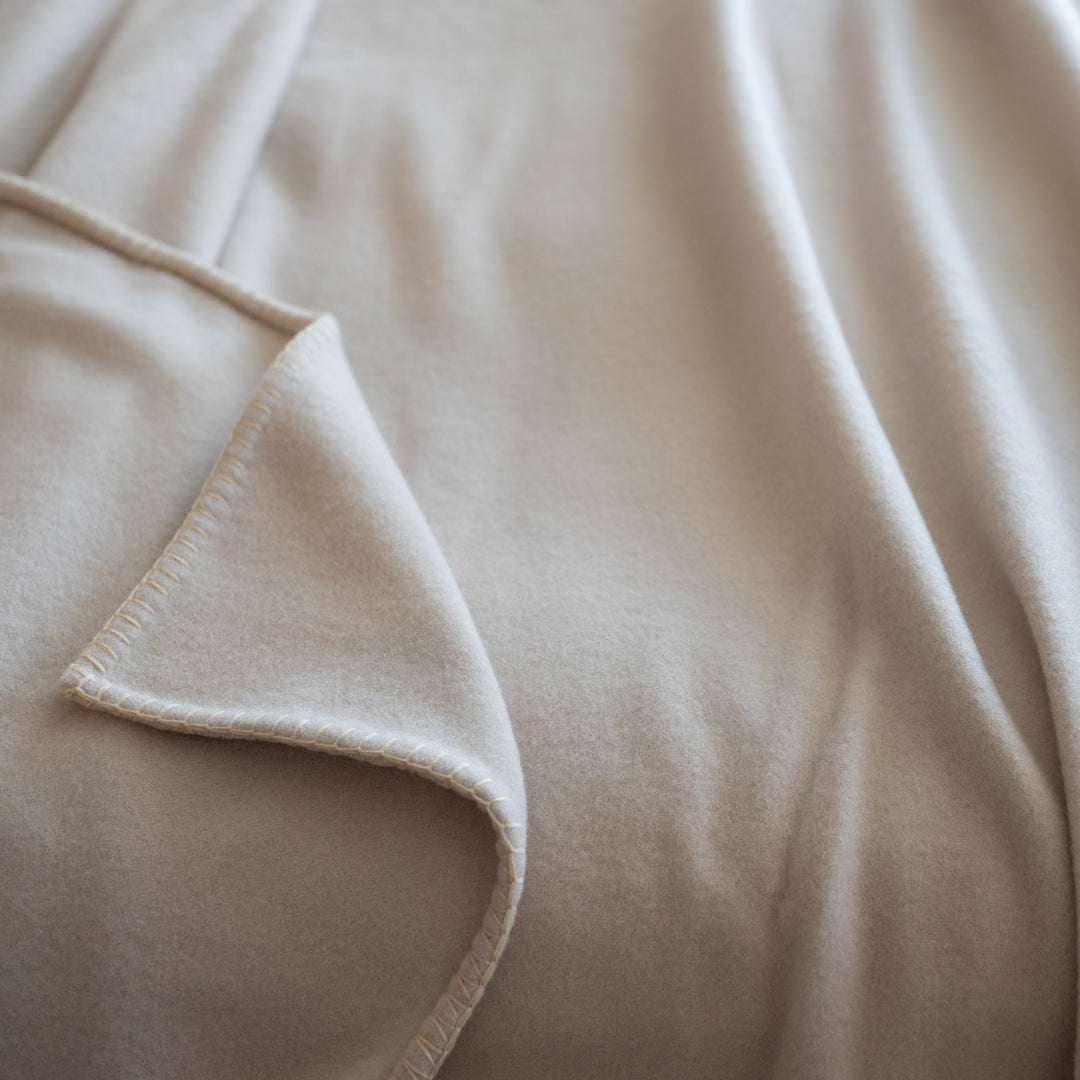 Nairn Lambswool & Cashmere Bed Blanket