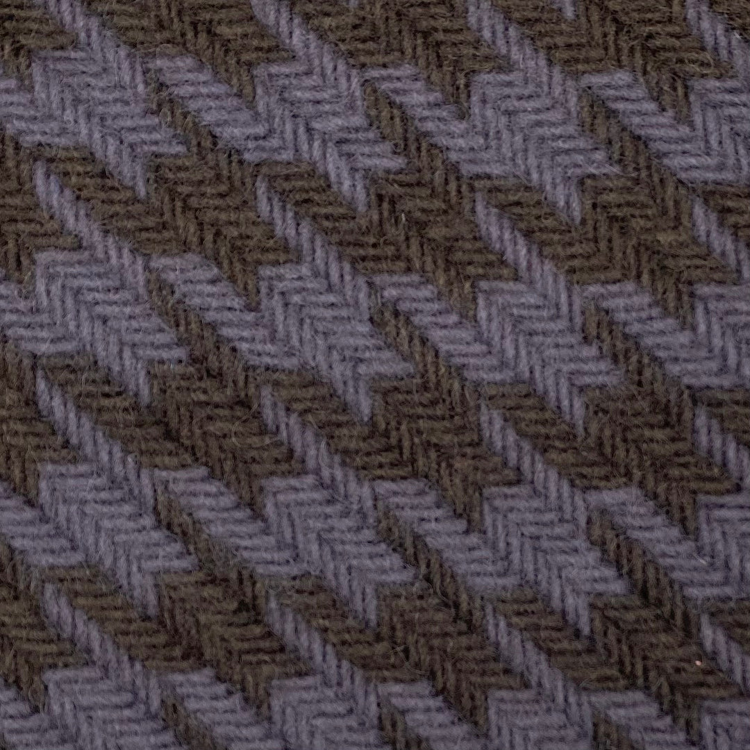 Houndstooth Aubergine Luxury Wool Throw