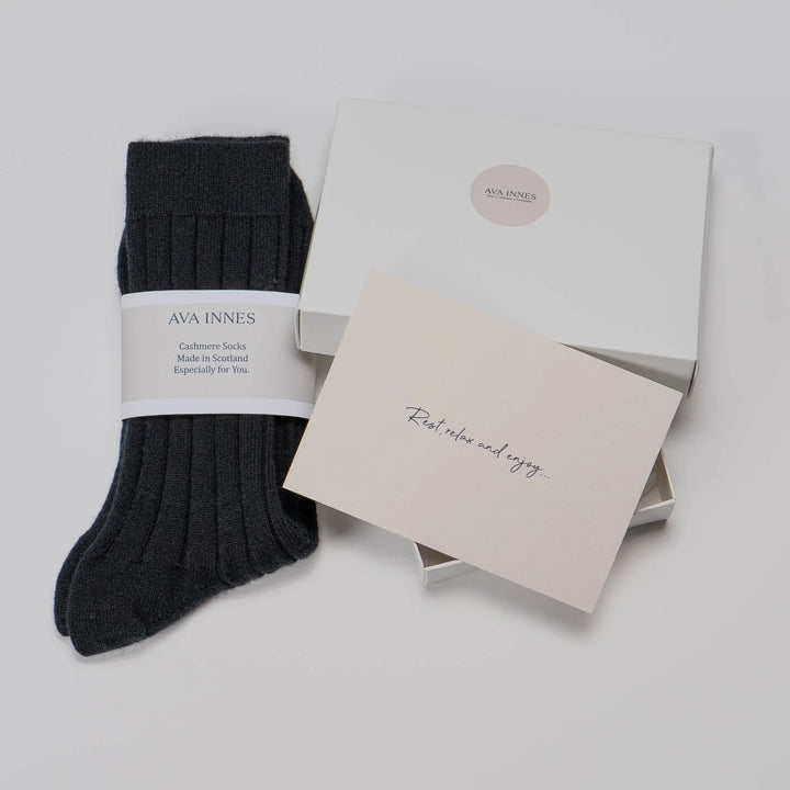 Men's Luxury Ribbed Cashmere Socks