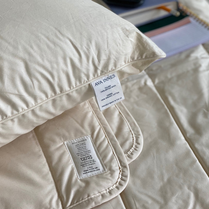  Single wool warm duvet and 2 medium pillow, Ava Innes, Scotland