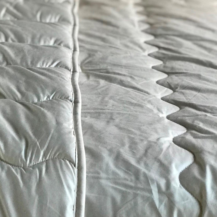Luxury All Year Round Cashmere and Wool Partner Duvet (King plus attachable Single)
