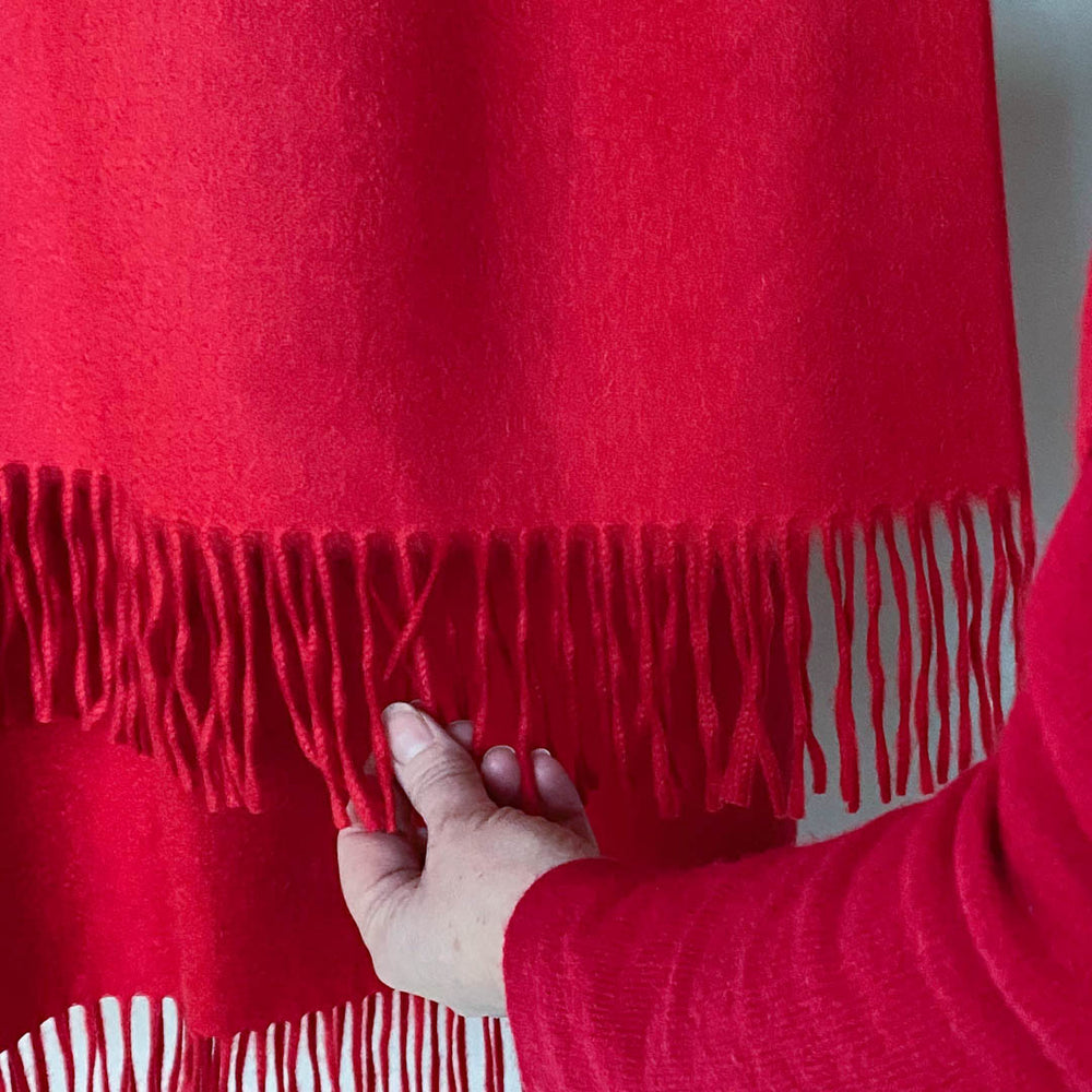 Red 100% Luxury Cashmere Throw