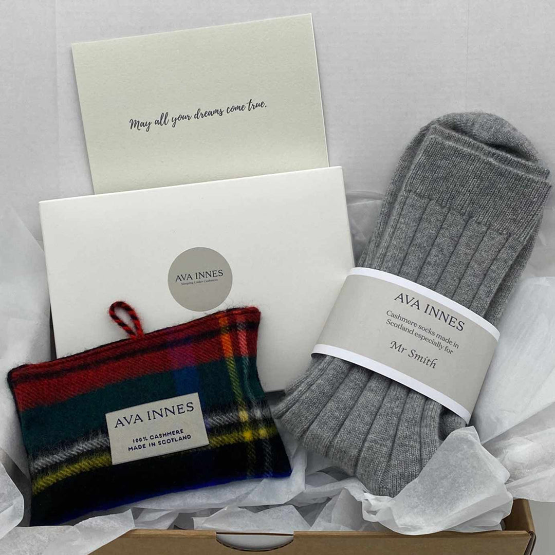 The Relax Cashmere Gift Box For Him