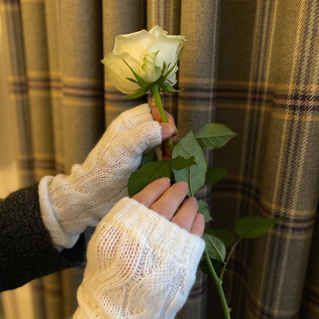 White Cashmere Fingerless Gloves / Wrist Warmers