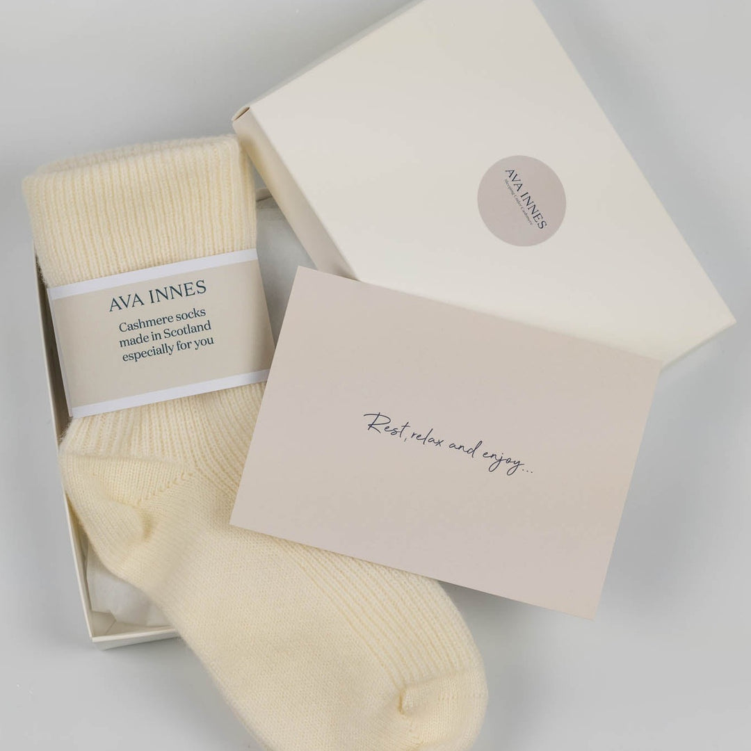 Cream Luxury Pure Cashmere Bed Socks